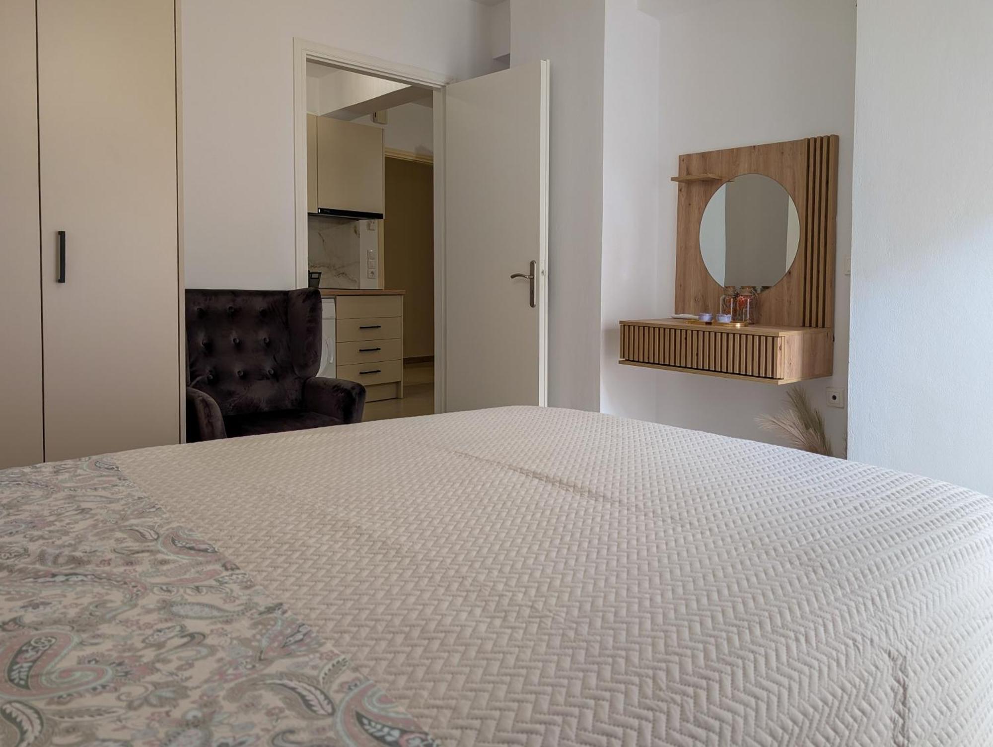 Xperience Central Apartments 伊拉克利翁 外观 照片