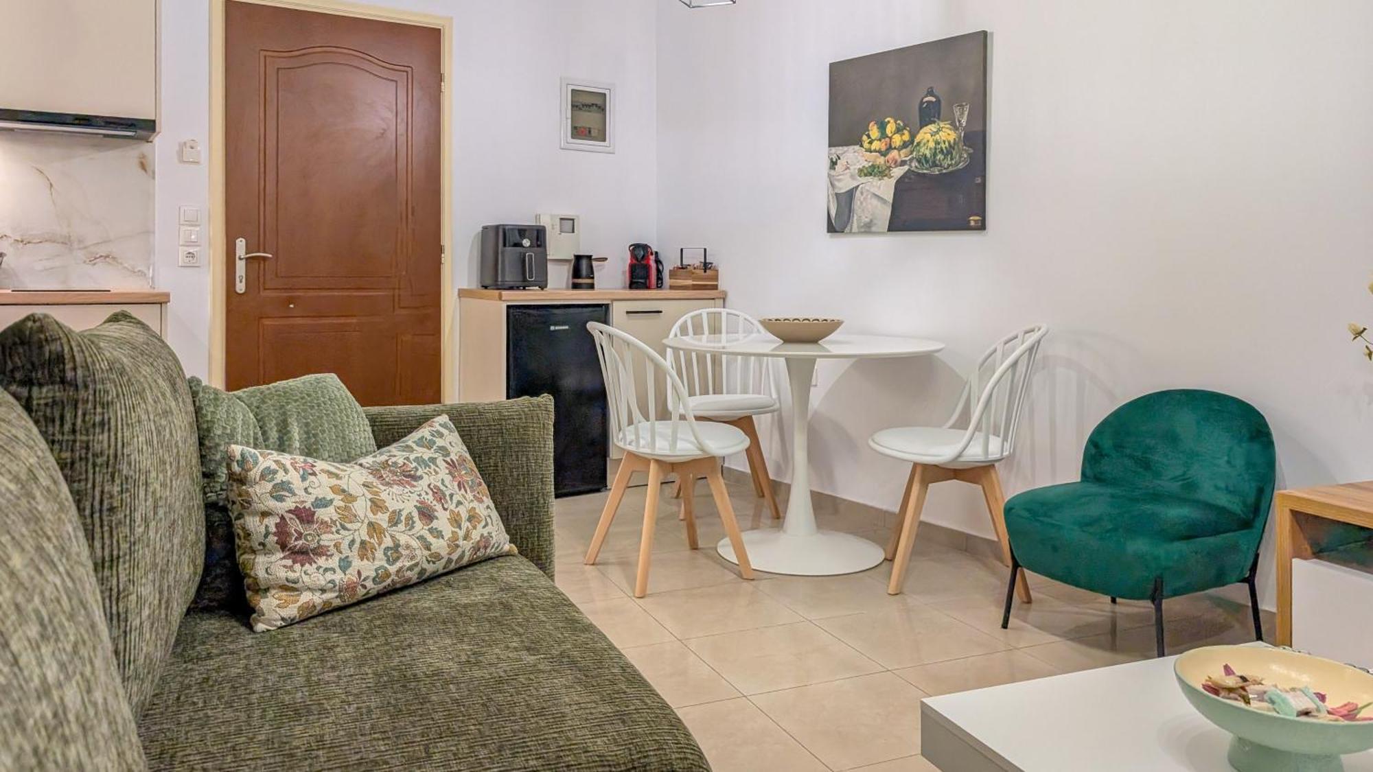 Xperience Central Apartments 伊拉克利翁 外观 照片