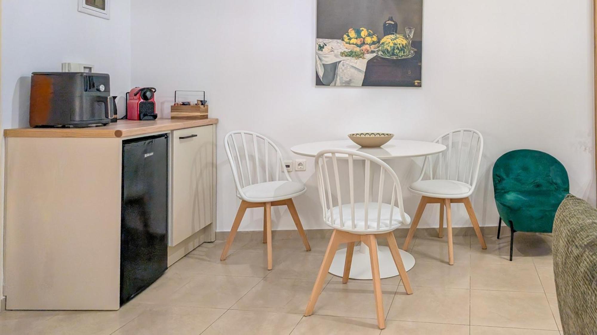 Xperience Central Apartments 伊拉克利翁 外观 照片