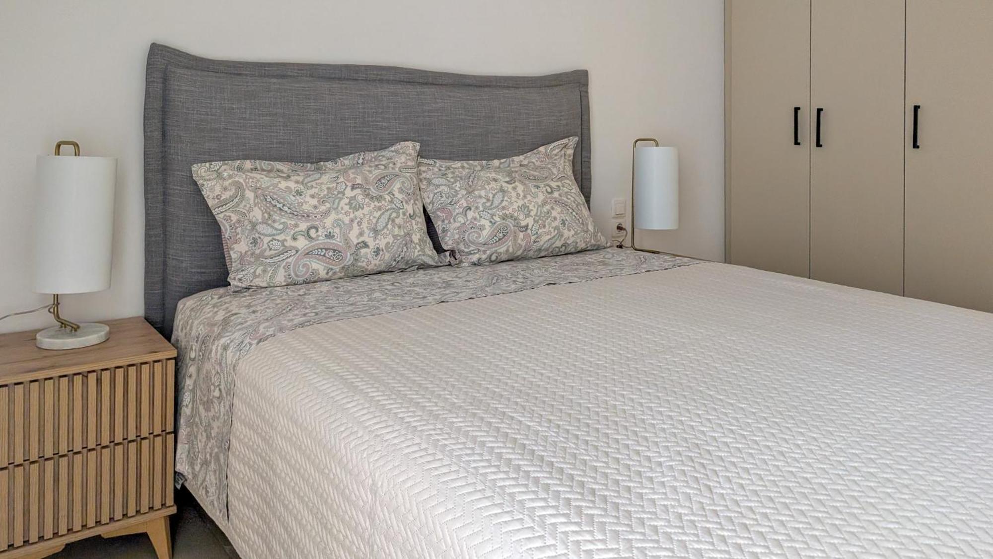 Xperience Central Apartments 伊拉克利翁 外观 照片